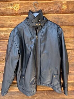 CHERESKIN Signature Collection Men’s leather coat